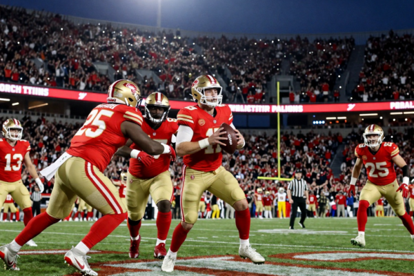 49ers 플레이오프 진출 확정! 브록 퍼디의 러싱 TD로 11승 달성
