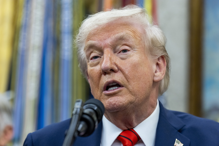 [뉴스] “월요일의 대량학살” 트럼프, 뉴욕 이민판사 8명 무더기 해고