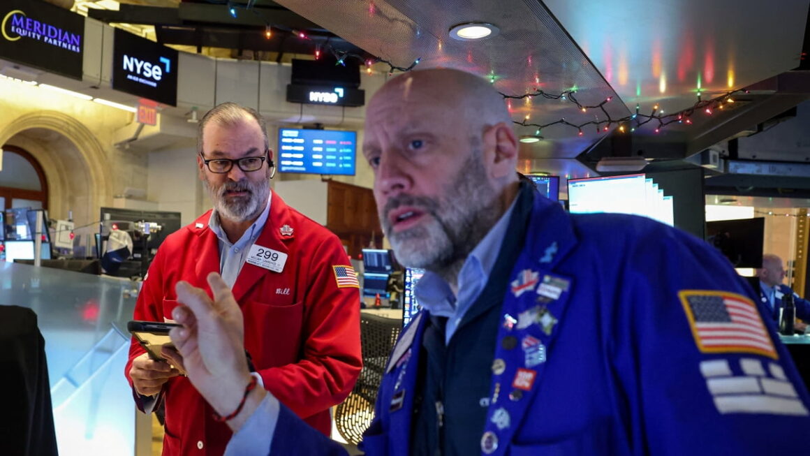 [뉴스] 뉴욕증시,FOMC 매파적 금리인하예상하며 혼조세