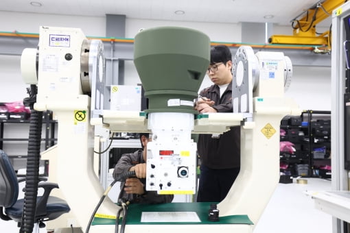 [뉴스] 제2의 방산 수출붐 전초기지 삼겠다…한화시스템 구미 신사업장 본격 가동