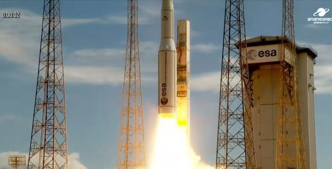 [뉴스] 아리랑 7호 첫 교신·궤도 안착…0.3m급 초고해상도 관측