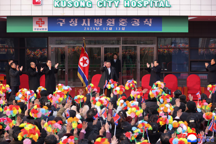 [뉴스] “내년부터 20개씩 건설” 北 김정은, 추진 중인 시설은?