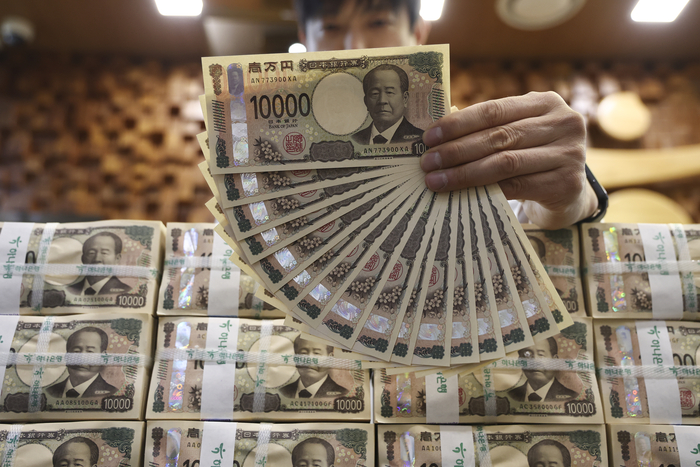 [뉴스] 30년 만에 최고 0.75%로 상승…일본 기준금리에 세계가 주목하는 이유는 [뉴스 쉽게보기]