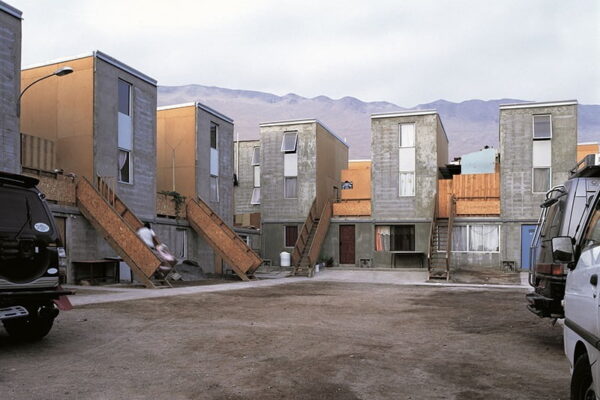 [뉴스] 반쪽짜리 집에서 온전히 살아지는 삶