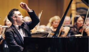 [뉴스] 한 손의 피아니스트, 니콜라스 맥카시