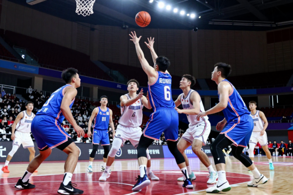 KCC 8연승 도전! 1위 LG의 철벽수비 뚫을 수 있을까?