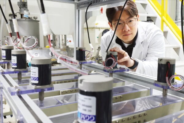 [뉴스] 자원전쟁 전면전…전기차 안전 대폭 높일 중희토류 개발 착수