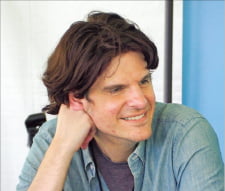 [뉴스] 새로 쓴 뮤지컬 문법 브로드웨이를 홀리다