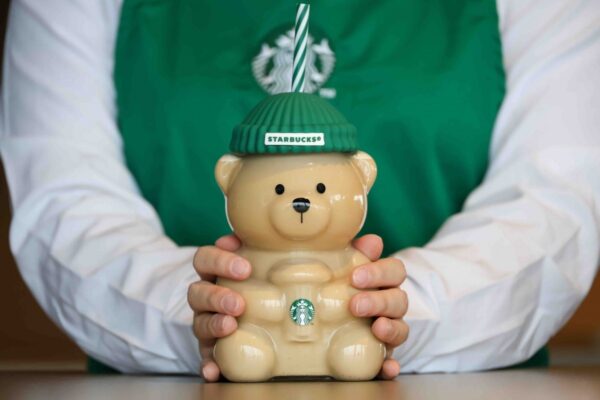 [뉴스] 美서 오픈런’ 스타벅스 굿즈, 한국에 온다는데