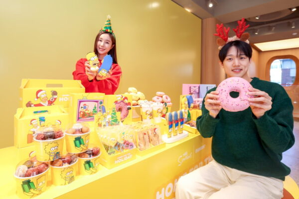 [뉴스] 던킨, 연말 심슨가족’ 홀리데이 에디션 공개