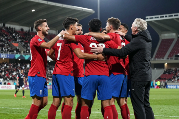 토트넘, 도르트문트 2-0 완파로 프랭크 감독 경질 위기 극복