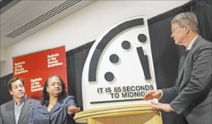 [뉴스] 4초 더 가까워진 지구 멸망…AI가 재앙 악화