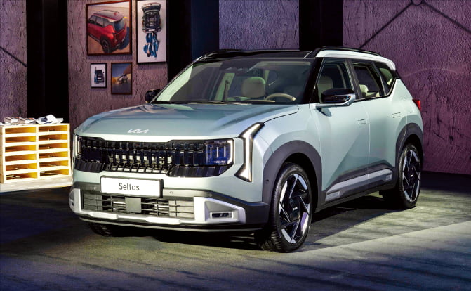 [뉴스] 7년 만에 완전 변경 셀토스, 하이브리드 추가