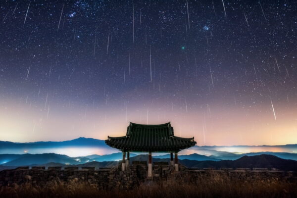 [뉴스] 오늘 밤 우주쇼 펼쳐진다…올해 첫 보름달에 유성우까지