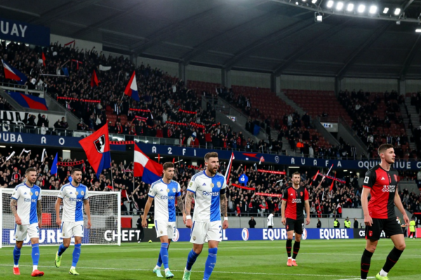 토트넘, 프랑크푸르트 2-0 완파! 챔스 16강 직행 티켓 획득