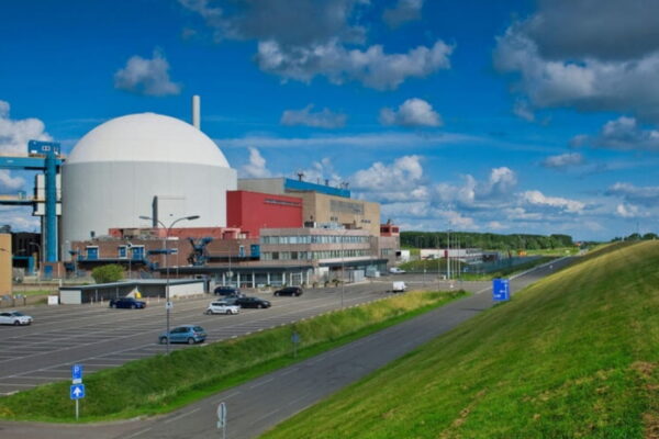 [뉴스] 풍력으론 도저히 전력 수요 감당 안돼…EU, 다시 원전의 시간