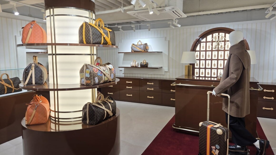 [뉴스] 여기 루이비통 매장 맞아요?…쇼핑하러 갔다가 깜짝