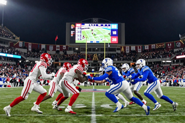 2026 Holiday Bowl: Arizona vs SMU 빅매치 예측 분석