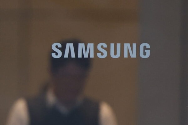 [뉴스] 삼성, 원가 부담에도 갤럭시 S26 가격 동결한다