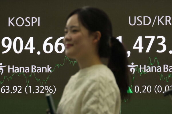 [뉴스] 대형주만 달린다 … 현대차 16% 폭등, 시총 3위로