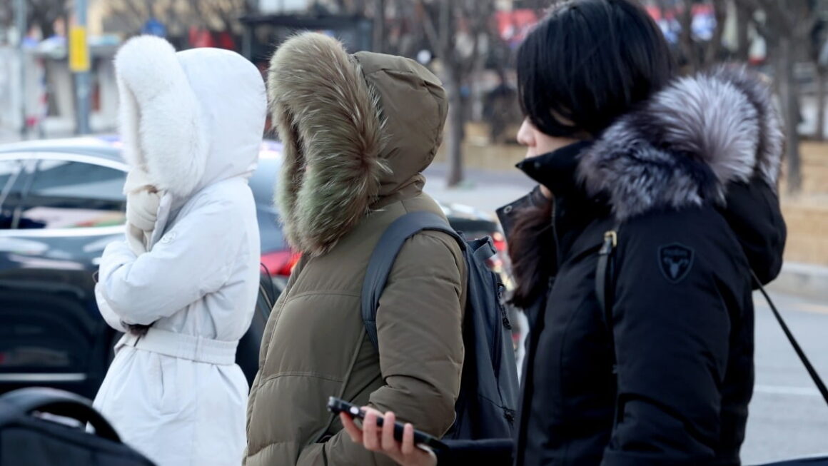 [뉴스] 토요일 전국 곳곳 강풍 동반 폭설…강원·제주 최대 20㎝