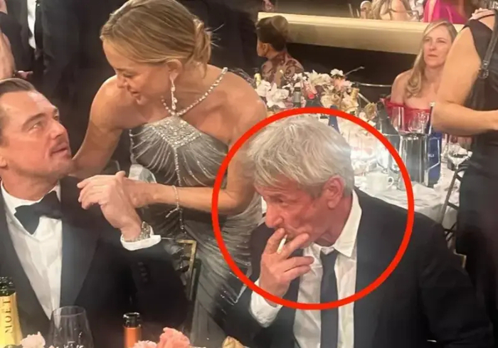 [뉴스] 시상식 도중 담배 연기가…숀 펜, 골든글로브서 대담한 흡연 행각