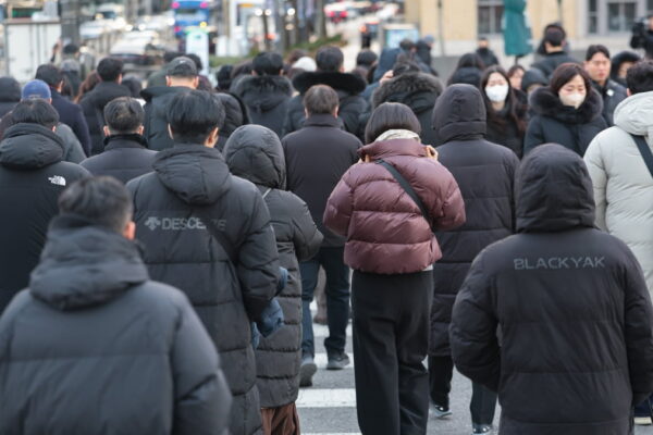 [뉴스] 오리털 섞고 구스다운 표기, 코트 캐시미어 함량 속여 판매…결국 대량 환불