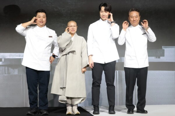 [뉴스] 바뀐 건 없는데 예약 폭주…흑백요리사 효과에 외국서도 성지순례 [트렌드+]