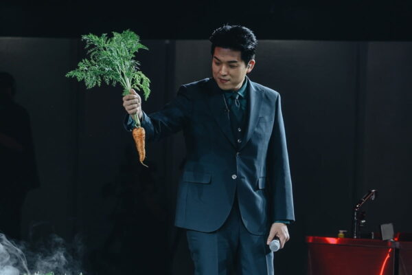 [뉴스] 안성재 셰프가 화교? 공산당?…흑백요리사 제작진 칼 뽑았다