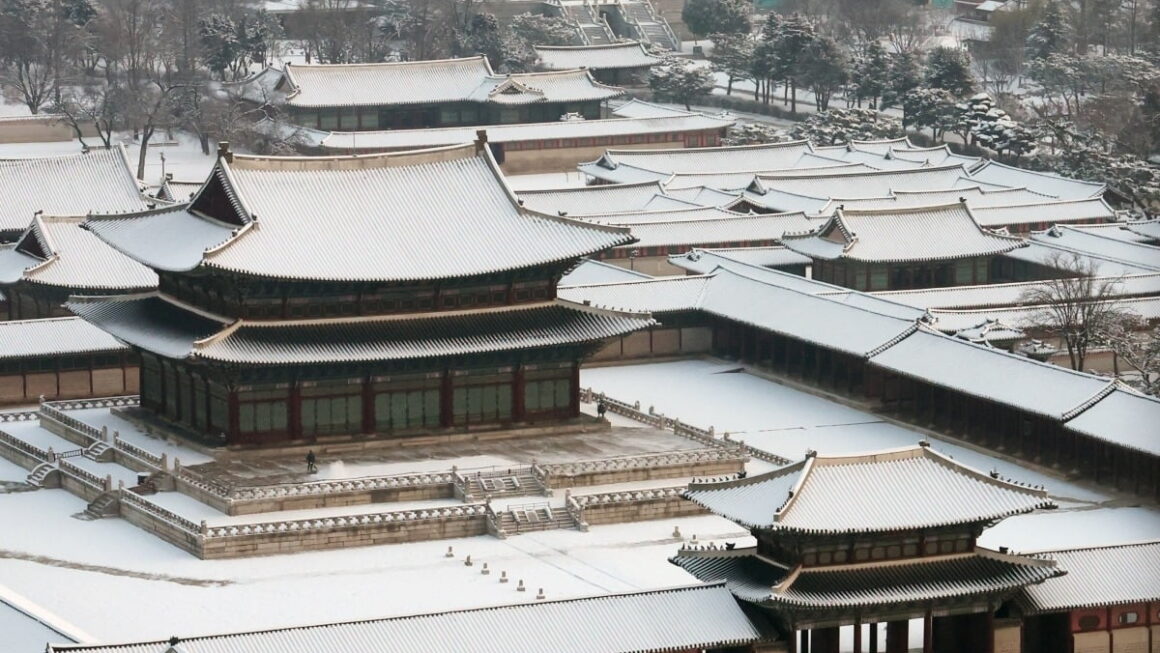 [뉴스] 설 연휴, 5일간 궁·능으로 오세요 세화 행사도 진행