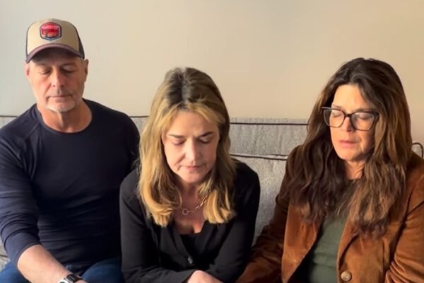 [뉴스] “기적 믿어”…미국 유명 앵커, 실종 모친에 14억 현상금 걸었다