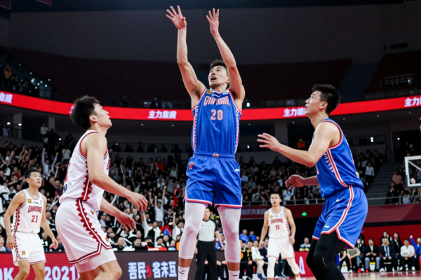 피닉스 선즈, 오닐의 극적인 3점슛으로 레이커스 113-110 제압