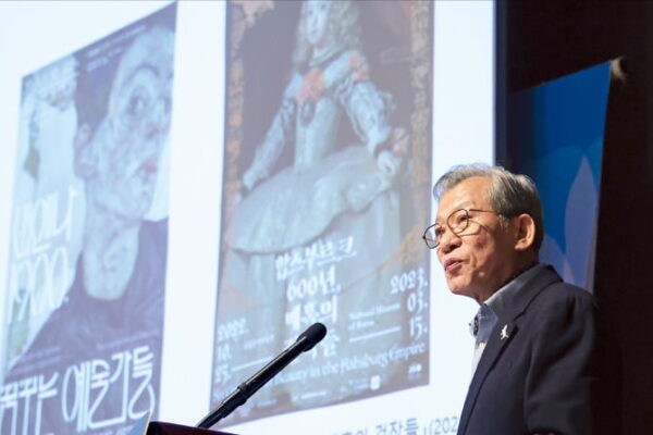 [뉴스] 하루 3만명 몰리는 국중박…제2 상설전시관 시급