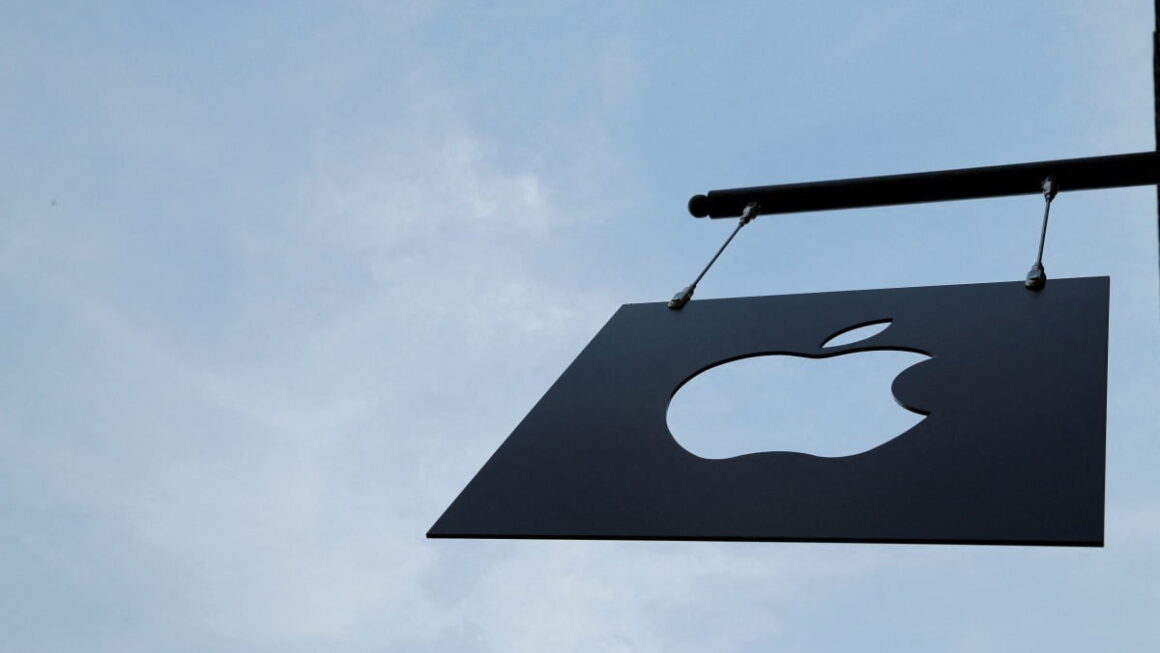 [뉴스] 애플, 아동 포르노 유통 최적 플랫폼…결국 고소당해