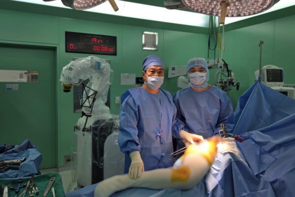 [뉴스] 큐렉소, 국내 의료기업 중 처음으로 고관절 치환술 로봇수술 성공