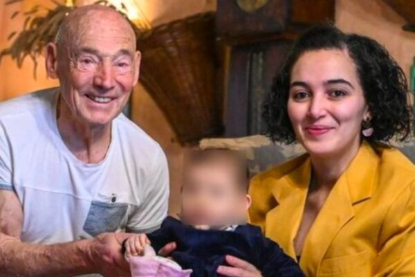 [뉴스] “여섯째와 62살 차이”…52살 연하 아내와 결혼 90대男, 득녀 ‘화제’