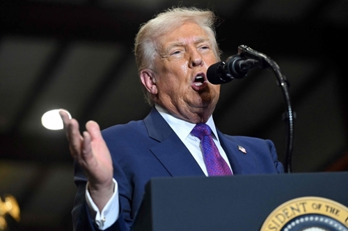 [뉴스] “앞으로 보름 준다”…이란에 ‘최후통첩’ 트럼프, 이라크 침공 이후 최대 병력 보냈다