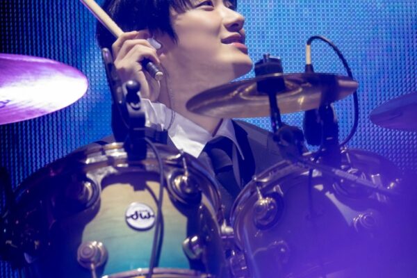 [뉴스] FT아일랜드 최민환, 드럼 치다 실신…탈진 증세, 건강 이상無