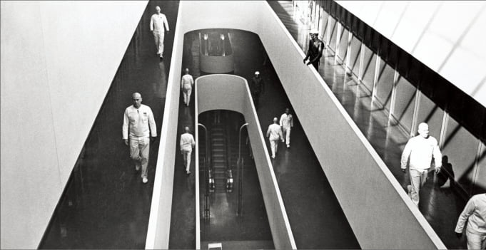 [뉴스] 청결과 효율의 감옥, 불쾌할 권리를 잃었다