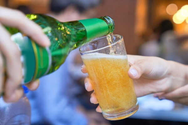 [뉴스] 매일 맥주 500㎖ 한잔·한 번에 소주 2병…2030 췌장암 부른다