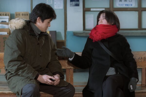 [뉴스] 어떻게 사랑이 변하니…눈을 감으면 문득 그리운 봄날의 기억