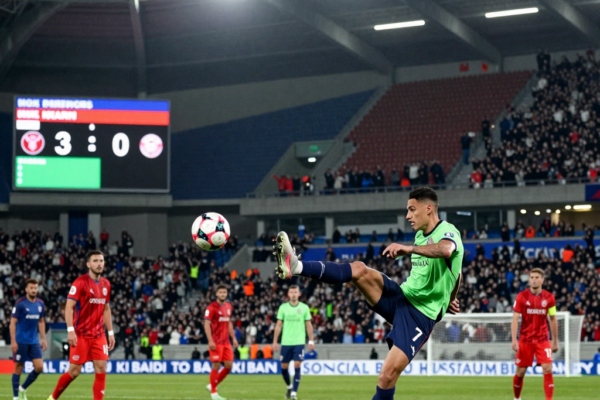 이강인 부상 복귀전에서 코너킥 어시스트! PSG, 메스 3-0 완파로 리그1 선두 탈환