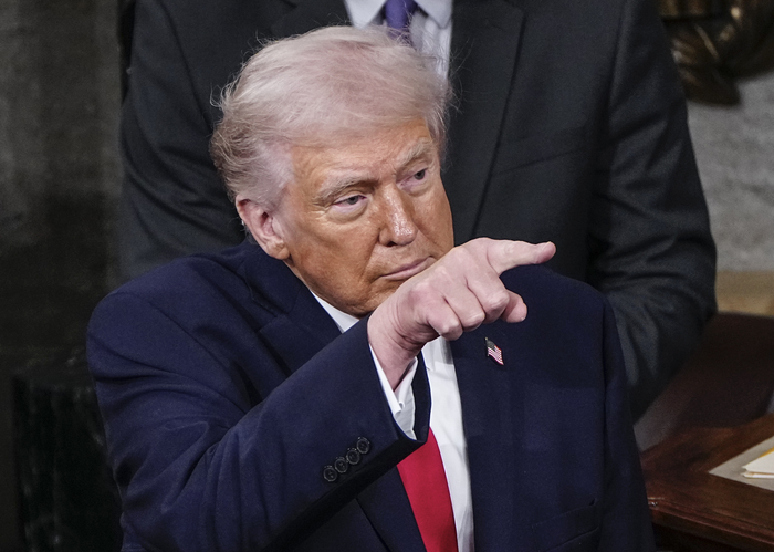 [뉴스] 백악관 “트럼프, 김정은과 조건없는 대화에 열려있어”