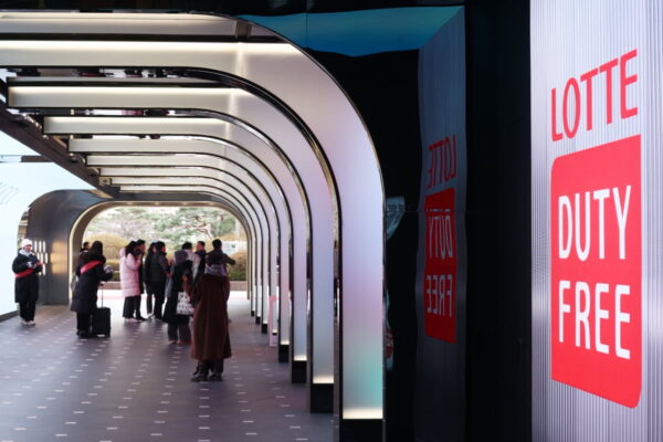 [뉴스] 롯데면세점, 인천공항 DF1 사업권 확보…3년 만에 복귀