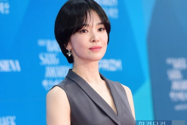 [뉴스] 송혜교, 3·1절에 또 나섰다…15년째 하고 있는 일