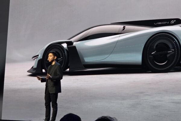 [뉴스] 테슬라, 현대차 붙자 … 車전쟁까지 나서는 샤오미, 하이퍼카 내놨다