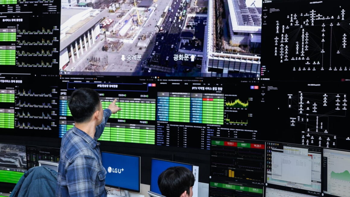 [뉴스] LG유플러스, 광화문 BTS 공연 통신 대책 마련