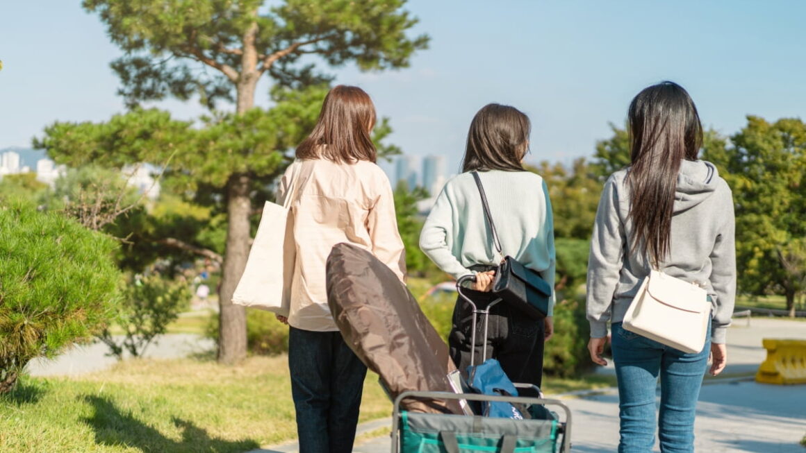 [뉴스] 같이 갈 사람이 없어요…여행·맛집 포기한 20대 속사정