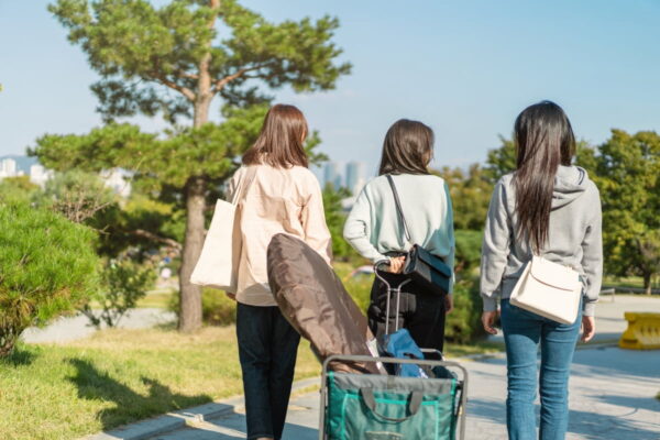 [뉴스] 같이 갈 사람이 없어요…여행·맛집 포기한 20대 속사정