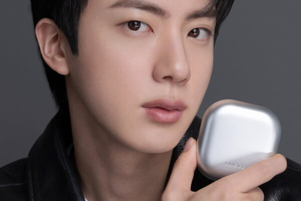 [뉴스] 네오쿠션 새단장한 라네즈…BTS 진과 함께 하는 두 가지 매력